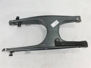 Wahacz tyŁ zawieszenie ktm duke 390 13-16 u-11 90104030200