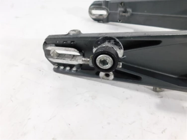 Wahacz tyŁ zawieszenie ktm duke 390 13-16 u-11 90104030200