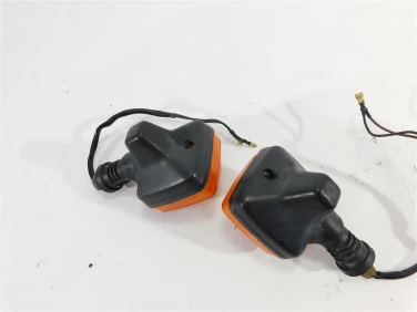 Kierunek kierunkowskaz yamaha xtz 750 super tenere 89-95 u-11 3bn833100000 3bn833200100