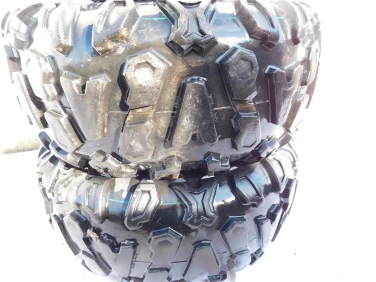 KoŁa komplet trzy sztuki cst abuzz 26x9-14 26x11-14 cf moto