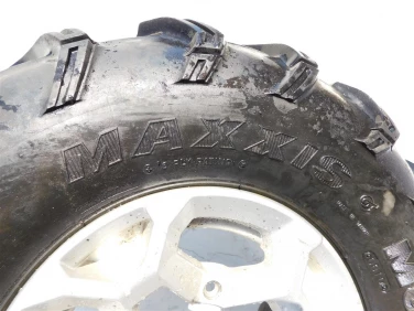 KoŁa komplet 4 sztuki maxxis mud bug 27x10-12 27x12-12 can am