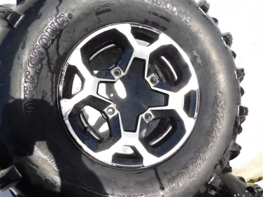 KoŁa komplet 4 sztuki deestone swamp witch 28x10-12 28x12-12 can am