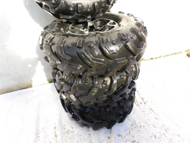 KoŁa komplet 4 sztuki deestone swamp witch 28x10-12 28x12-12 can am