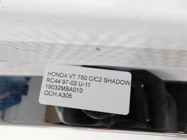 OsŁona chŁodnica przÓd honda vt 750 c/c2 shadow rc44 97-03 u-11 19032mba010