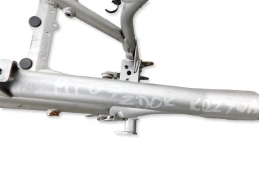 Rama z dokumentami yamaha mt-07 2014 krzywa