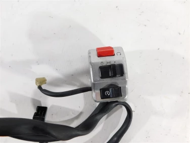 PrzeŁĄcznik prawy przÓd suzuki vl 1500 intruder lc 98-04 u-11 3720048e30