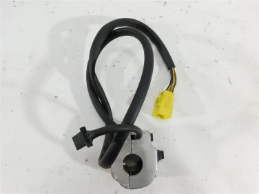 PrzeŁĄcznik lewy przÓd suzuki vl 1500 intruder lc 98-04 u-11 374001of10