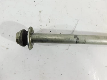 OŚ koŁa tyŁ tylna suzuki vl 1500 intruder lc 98-04 u-11 6471110f00