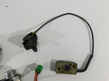 Zamek stacyjka kluczyk suzuki vz 800 marauder 95-05 u-11 3700048830