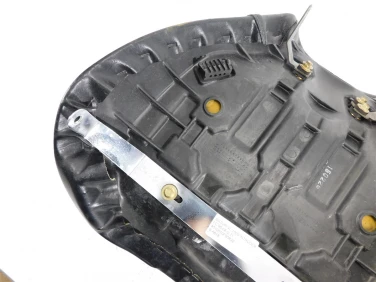 Siedzenie kanapa fotel suzuki vl 1500 intruder lc 98-04 u-11 4510010f00r22