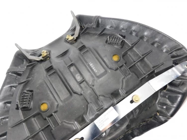 Siedzenie kanapa fotel suzuki vl 1500 intruder lc 98-04 u-11 4510010f00r22