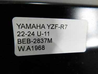 Plastik wypeŁnienie owiewka yamaha yzf-r7 22-24 u-11 beb-2837m