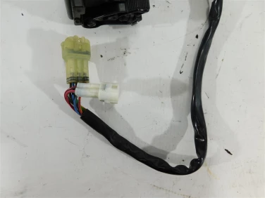 PrzeŁĄcznik lewy yamaha yfm 450 kodiak u-11 5km-83972-00-00