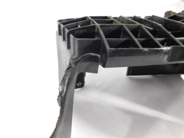 StopieŃ podnÓŻek lewy yamaha yfm 550 700 grizzly u-12 3b4-27453-00-00