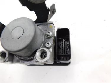 Pompa hamulcowa abs triumph tiger 800 xcx 15-18 u-11 t2021176