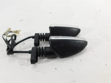 Kierunek kierunkowskaz triumph tiger 800 xcx 15-18 u-11 t2701037 t2701036