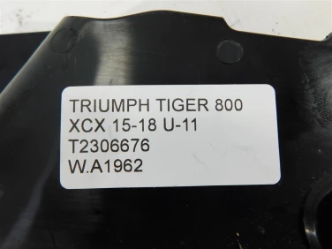 Plastik wypeŁnienie owiewka triumph tiger 800 xcx 15-18 u-11 t2306676