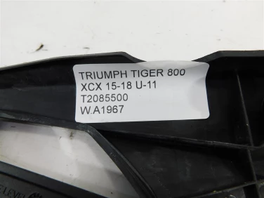 Plastik wypeŁnienie owiewka triumph tiger 800 xcx 15-18 u-11 t2085500