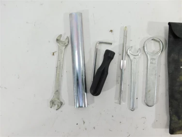 Zestaw kluczy motocyklowych triumph tiger 800 xcx 15-18 u-11 t2301444