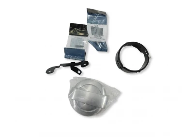 CHŁODNICA WODY PRZÓD TRIUMPH ROCKET 3 R GT 19-24 KOREK WLEW U-10 T2101174