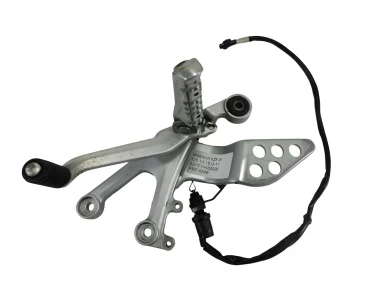 PRZEŁĄCZNIK PRAWY PRZÓD YAMAHA YZF-R 125 14-18 U-11 5D7F74432000