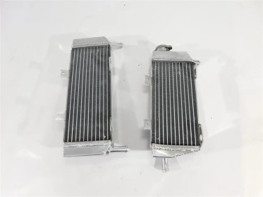 ChŁodnica wody przÓd honda crf 450 05-16 akcesoryjne l+p u-10 gpi racing