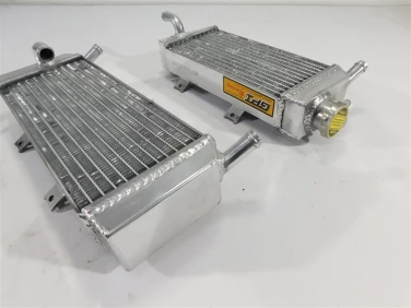 ChŁodnica wody przÓd honda crf 450 05-16 akcesoryjne l+p u-10 gpi racing
