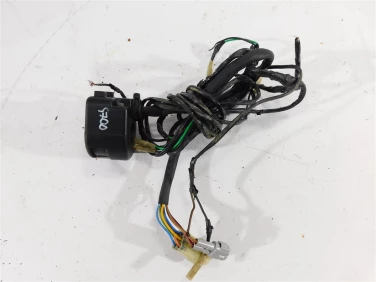 PrzeŁĄcznik lewy yamaha yfm 550 700 grizzly u-11 28p-83972-00-00