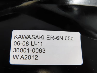 Plastik wypeŁnienie owiewka kawasaki er-6n 650 06-08 u-11 36001-0063