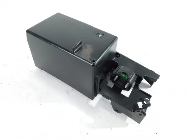 Plastik wypeŁnienie owiewka kawasaki er-6n 650 06-08 u-11 35023-0077