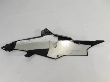 PŁug plastik owiewka suzuki gsx-r 750 08-10 u-11 9447037h005jx