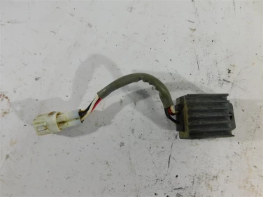 Regulator napiĘcia ktm exc 525 03-07 smr u-11 80011034000