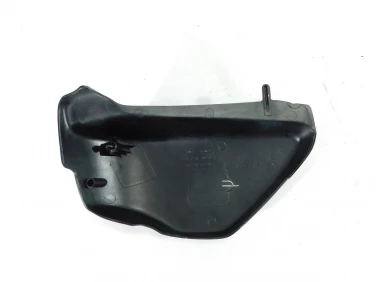 Pokrywa bok boczna prawa honda vf 750 magna 93-03 u-11 83650-mz5-0000