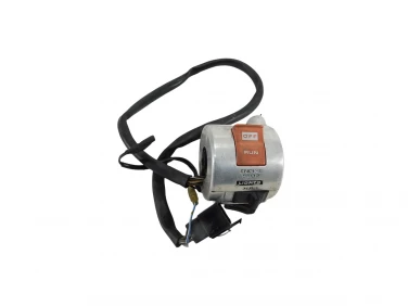 PRZEŁĄCZNIK PRAWY PRZÓD HONDA VF 750 MAGNA 93-03 U-11 35015MZ8G01