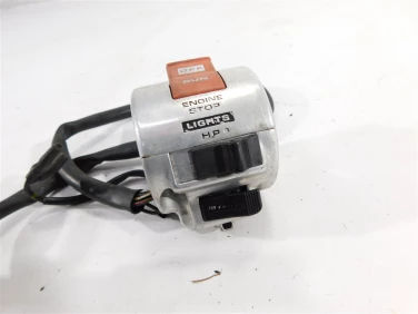 PrzeŁĄcznik prawy przÓd honda vf 750 magna 93-03 u-11 35015mz8g01