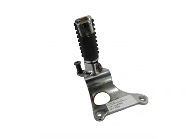 SET PODNÓŻEK PRAWY PRZÓD HONDA VF 750 MAGNA 93-03 U-11 50615MZ5000