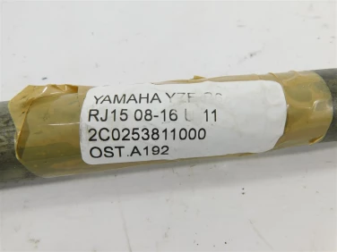 OŚ koŁa tyŁ tylna yamaha yzf-r6 rj15 08-16 u-11 2c0253811000