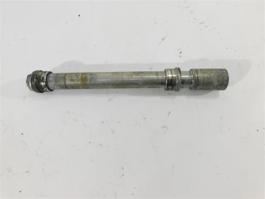 OŚ koŁa przÓd przednia yamaha yzf-r6 rj15 08-16 u-11 2c0251810000