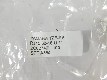 Set podnÓŻek prawy tyŁ yamaha yzf-r6 rj15 08-16 u-11 2c02742l1100