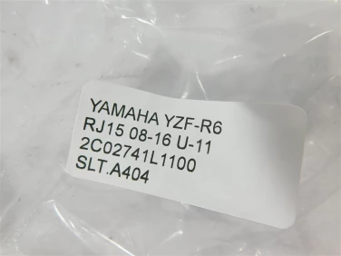Set podnÓŻek lewy tyŁ yamaha yzf-r6 rj15 08-16 u-11 2c02741l1100