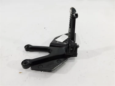 Set podnÓŻek lewy przÓd yamaha yzf-r6 rj15 08-16 u-11 2c0274421000