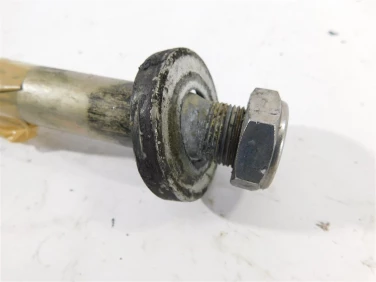 OŚ koŁa tyŁ tylna yamaha yzf-r6 rj15 08-16 u-11 2c0253811000