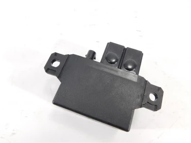 PrzekaŹnik rozrusznika bmw g 310 r 21-25 u-11 8354778