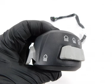 PrzeŁĄcznik lewy przÓd bmw g 310 r 21-25 u-11 61328567745