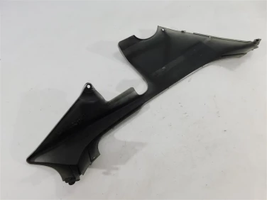 PŁug plastik owiewka honda cbr 600 rr 03-04 u-11 64452-meea