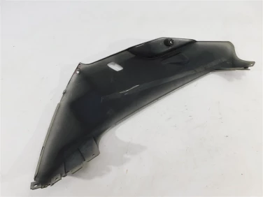 PŁug plastik owiewka honda cbr 600 rr 03-04 u-11 64451-meea