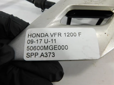 Set podnÓŻek prawy przÓd honda vfr 1200 f 09-17 u-11 50600mge000