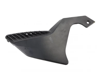 PLASTIK WYPEŁNIENIE OWIEWKA HONDA VFR 1200 F 09-17 U-11 64760MGE700