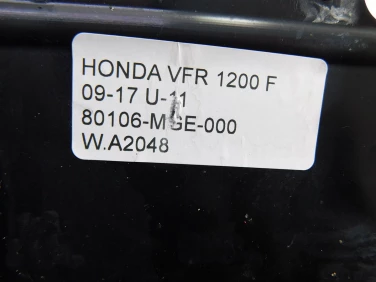 Plastik wypeŁnienie owiewka honda vfr 1200 f 09-17 u-11 80106-m se-000