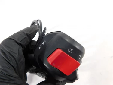 PrzeŁĄcznik prawy przÓd honda vfr 1200 f 09-17 u-11 35130mged03